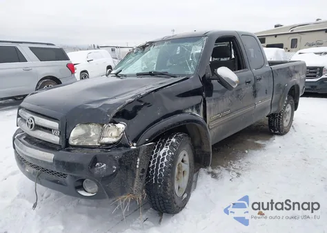 2003 Toyota Tundra Sr5 V8 from USA, damaged, VIN 5TBBT44123S363615